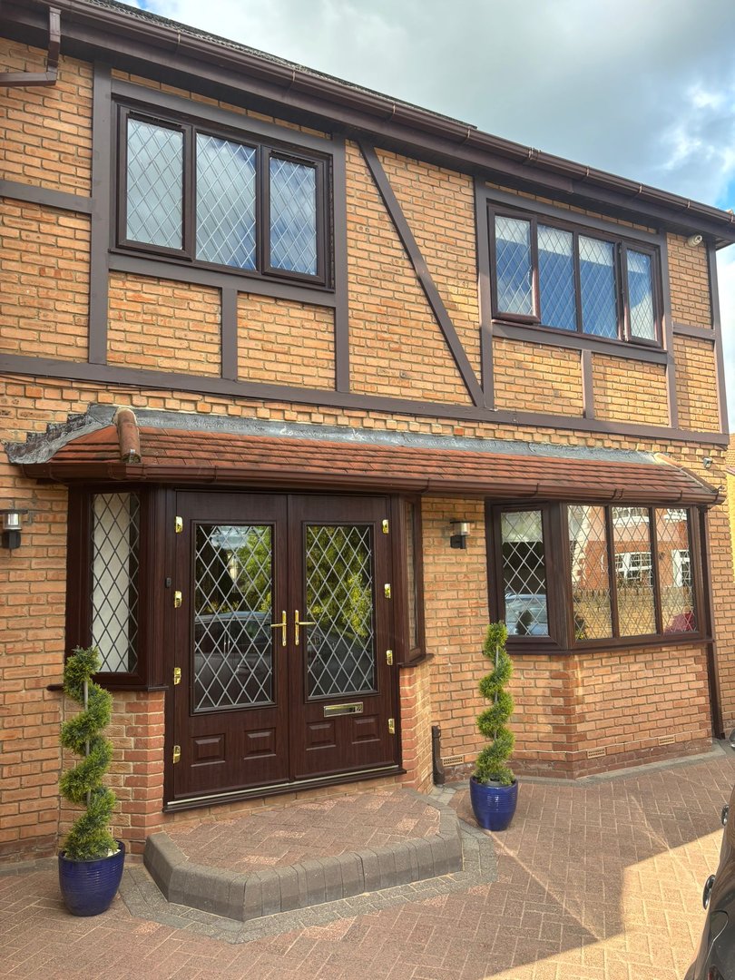 Rosewood windows & diamond leaded glass, ingleby barwick by endeavour windows